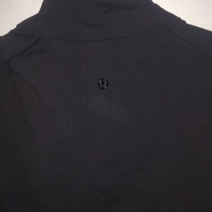 Lululemon men’s black jacket